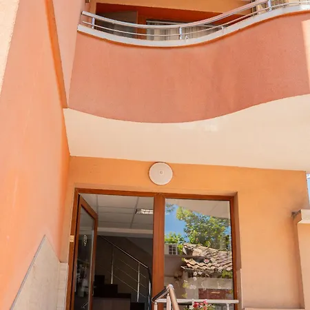 Marianas Гостевой дом 3*