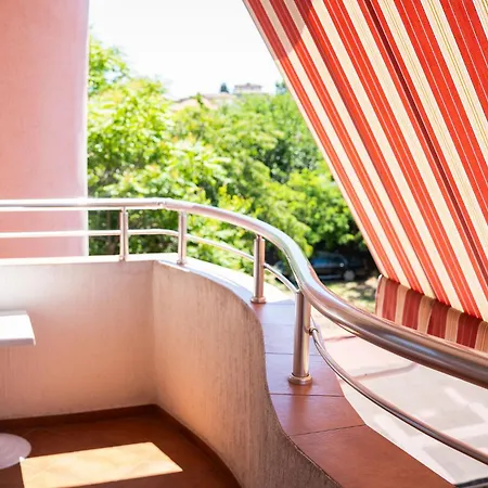 Marianas Гостевой дом Обзор