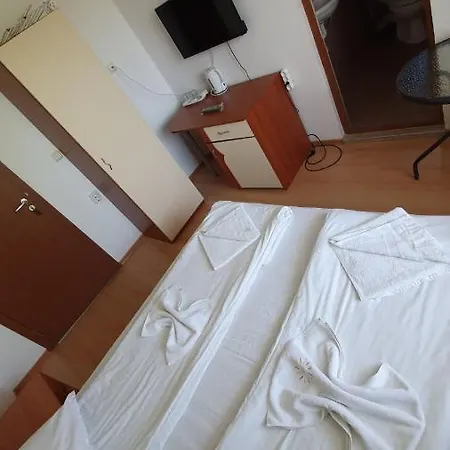 Guest house Marianas *
