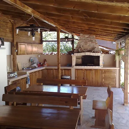 Marianas Guest house *